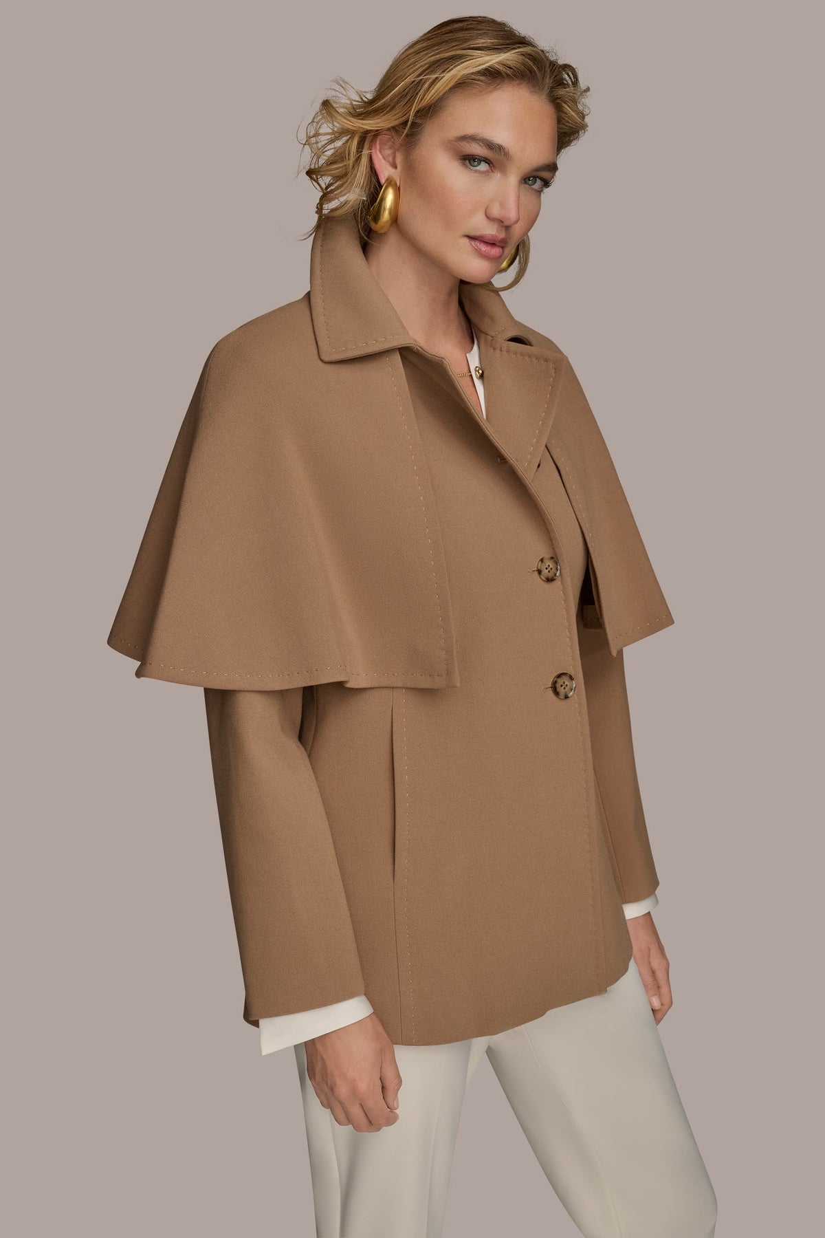 WATER REPELLENT CREPE CAPELET