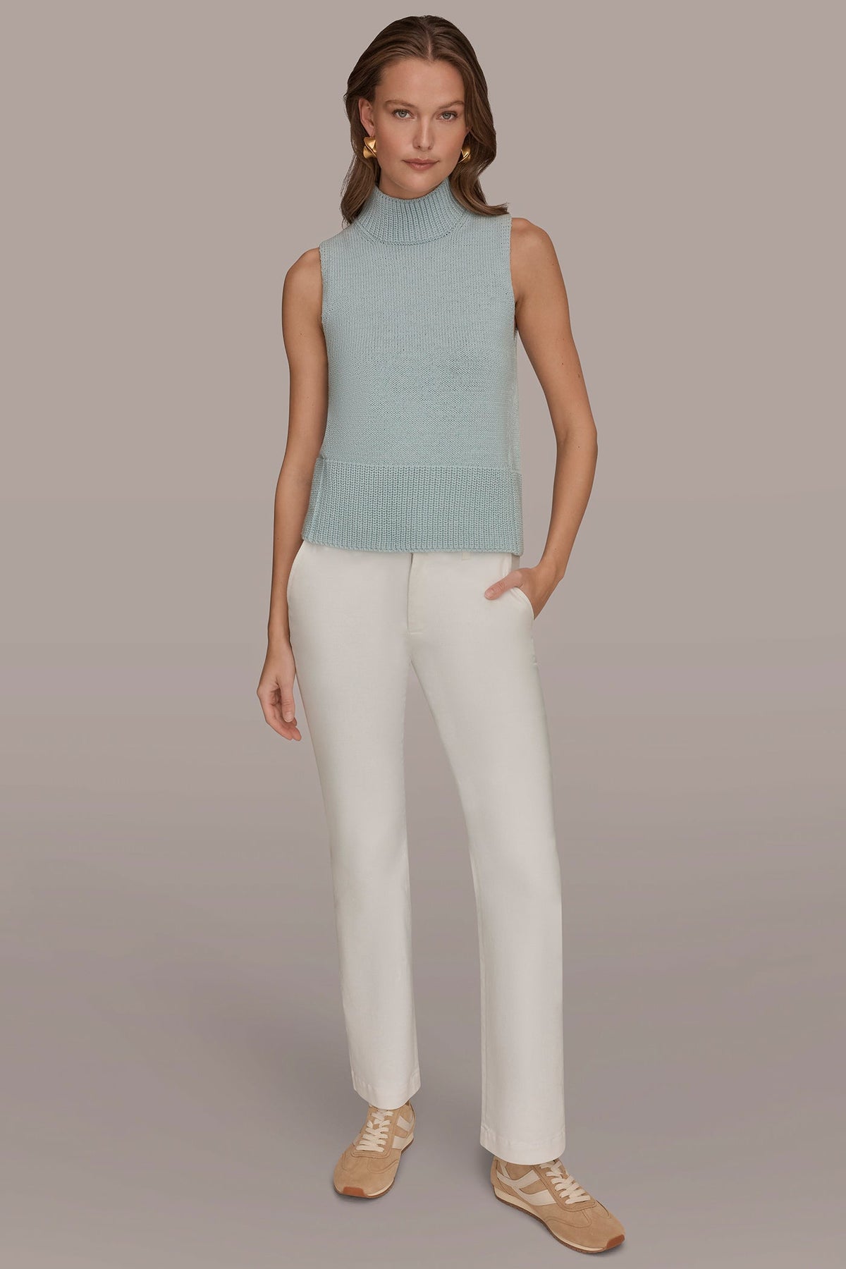 SLEEVELESS A-LINE SWEATER