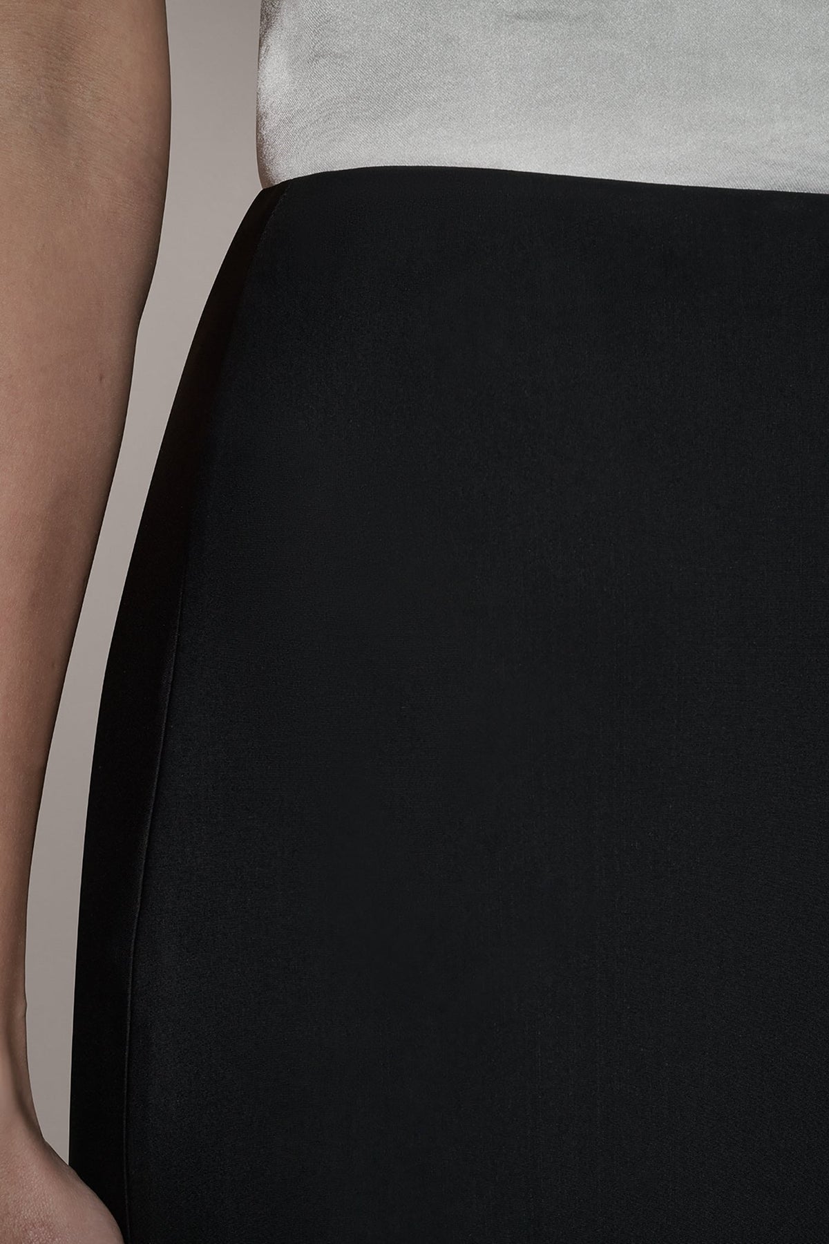 PENCIL SKIRT