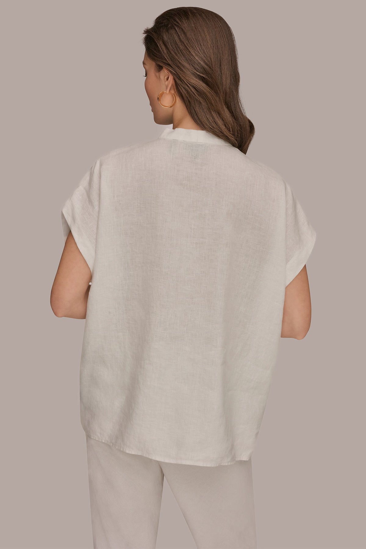 LINEN SLEEVELESS BLOUSE