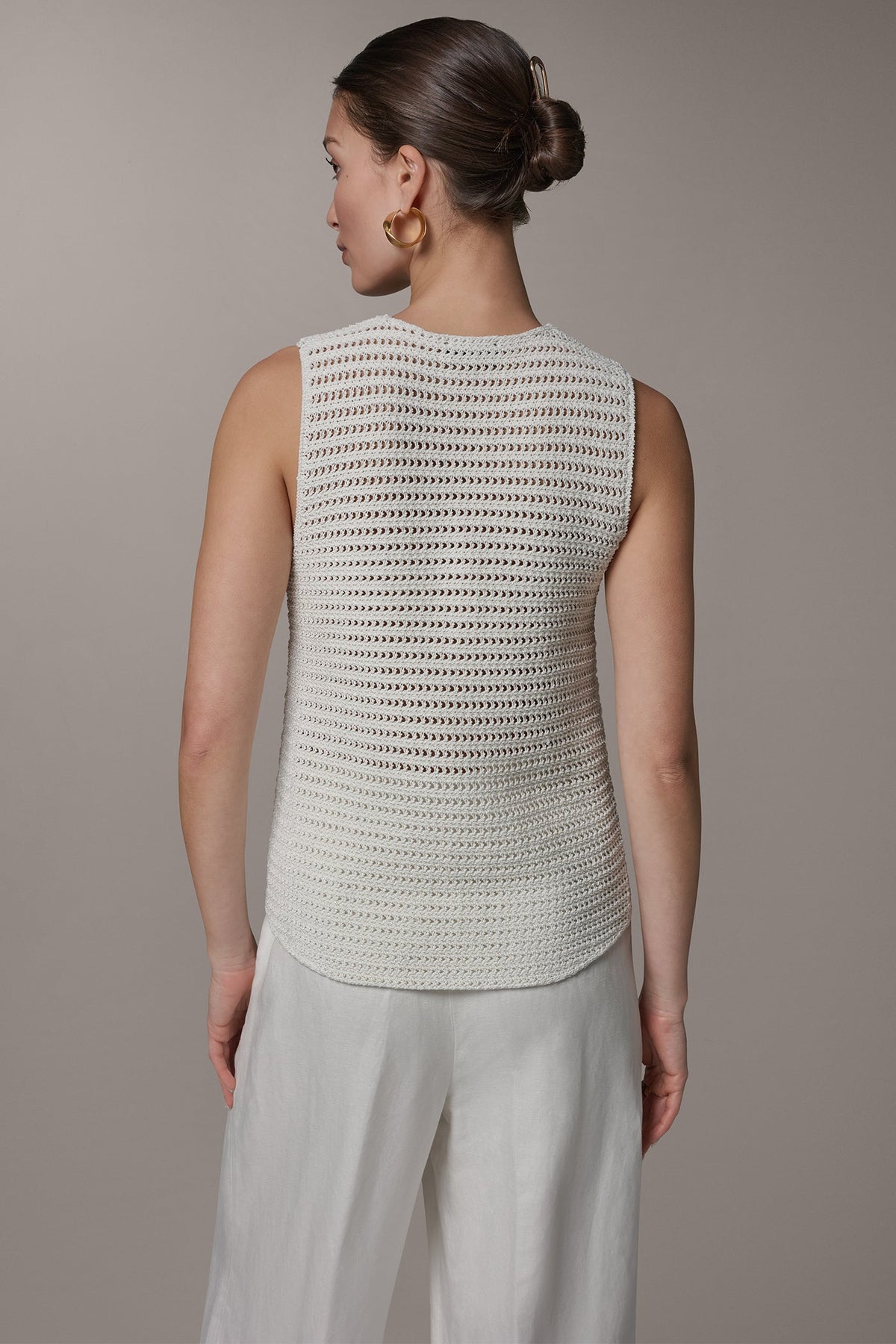 SLEEVELESS METALLIC SWEATER TANK