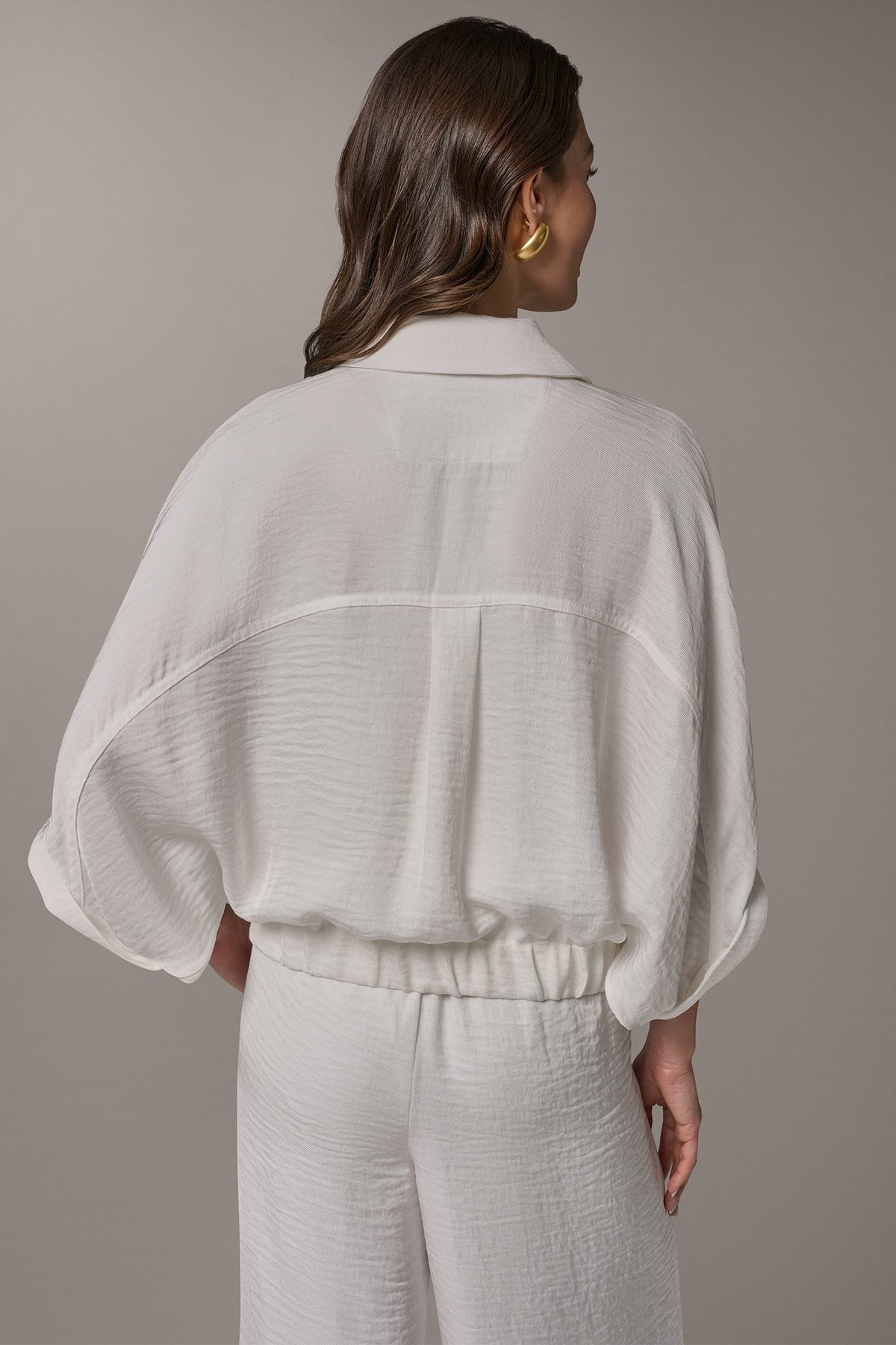 CINCHED HEM SHIRT