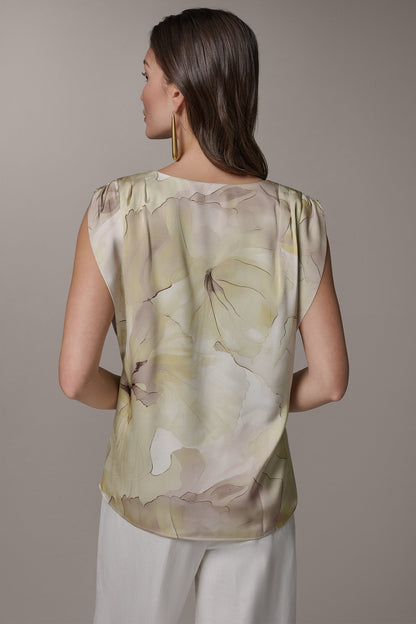 SLEEVELESS EXTENDED SHOULDER TOP