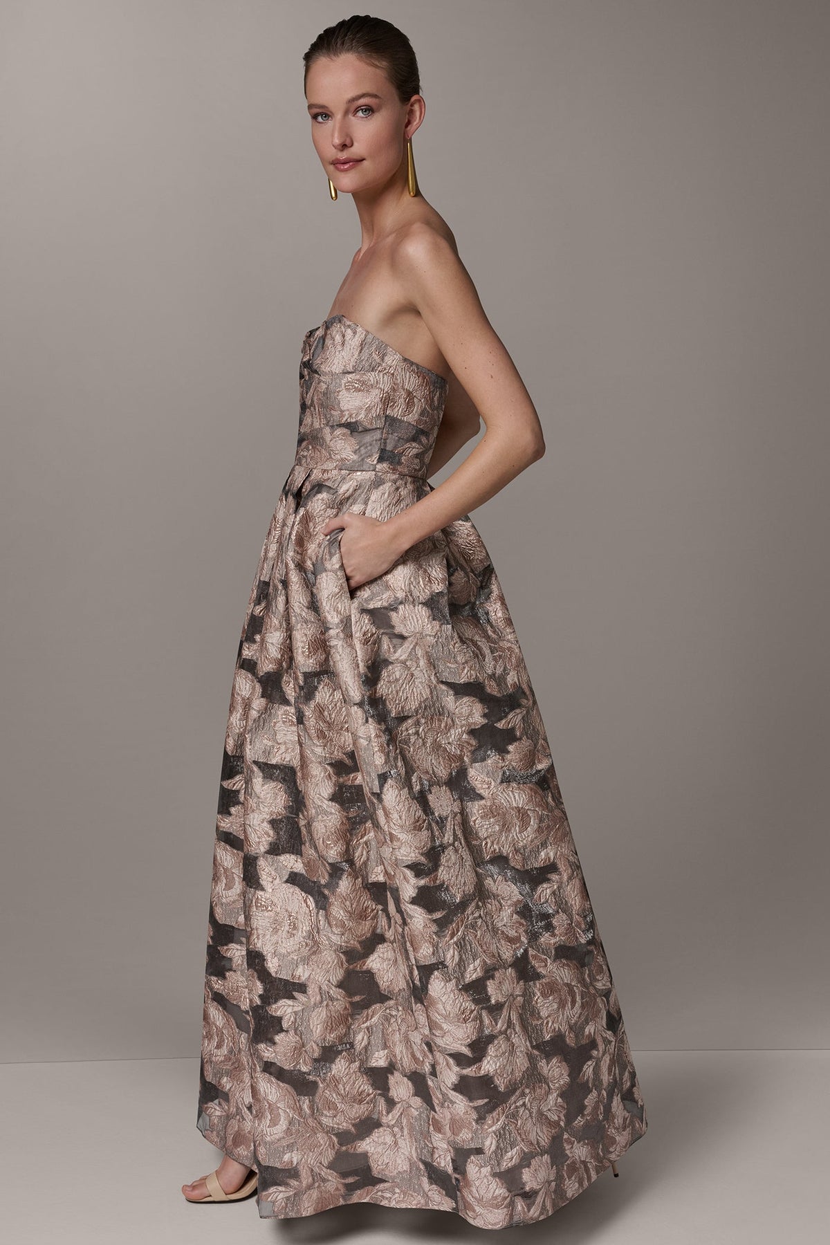 FLORAL-JACQUARD STRAPLESS BALL GOWN