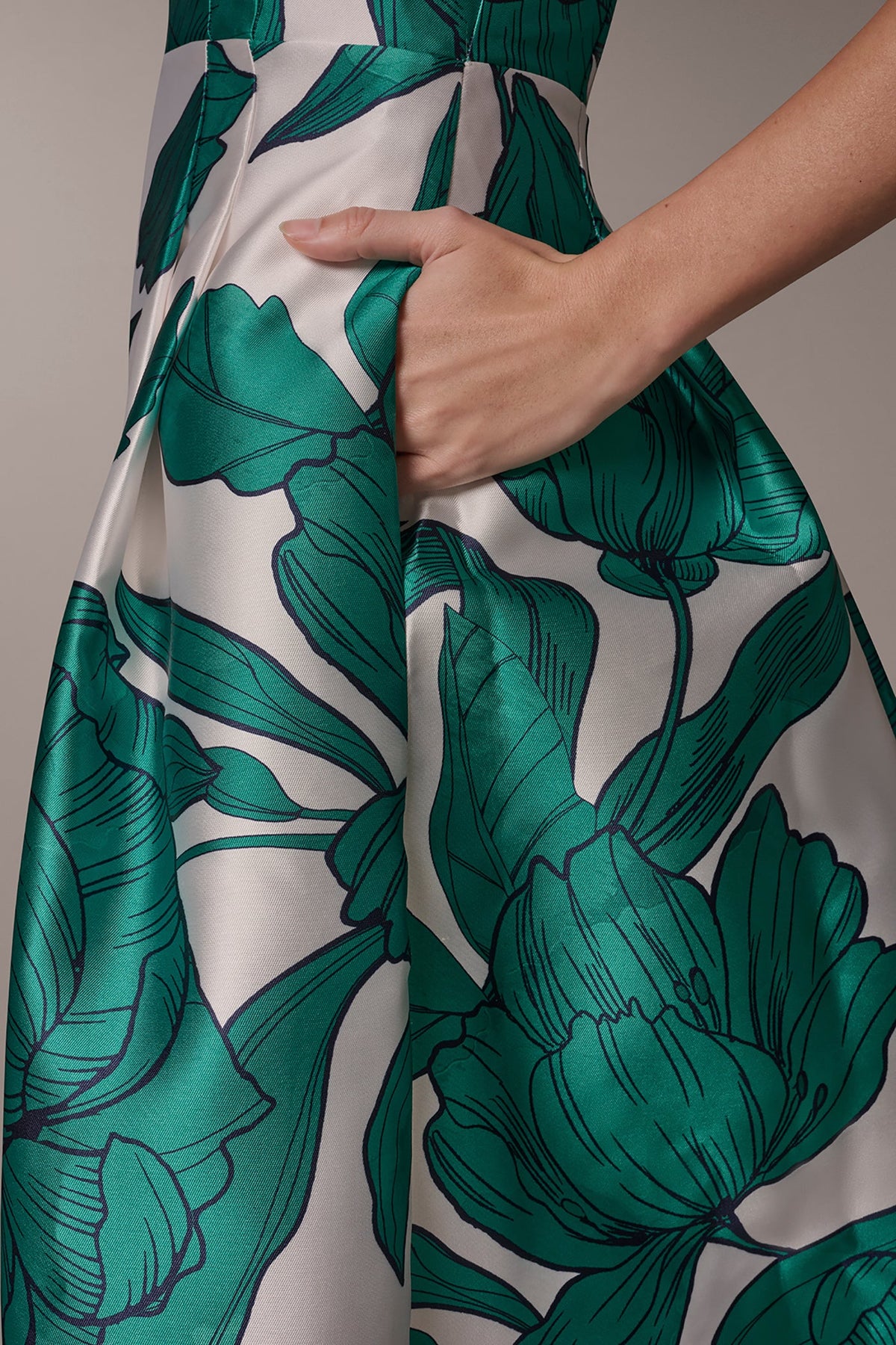 MIKADO FLORAL MIDI GOWN