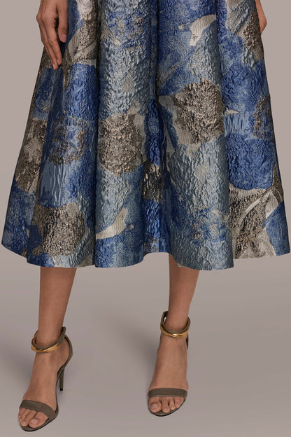 METALLIC FLORAL-JACQUARD SLEEVELESS MIDI GOWN