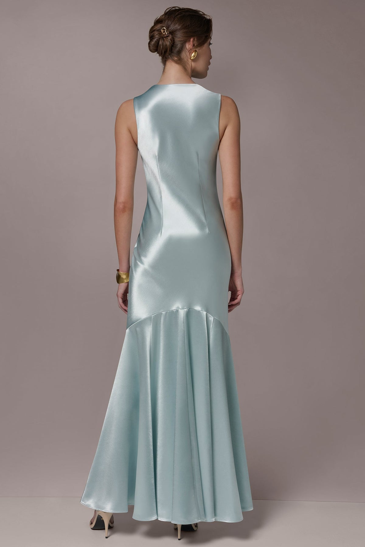 SLEEVELESS COWL-NECK GOWN