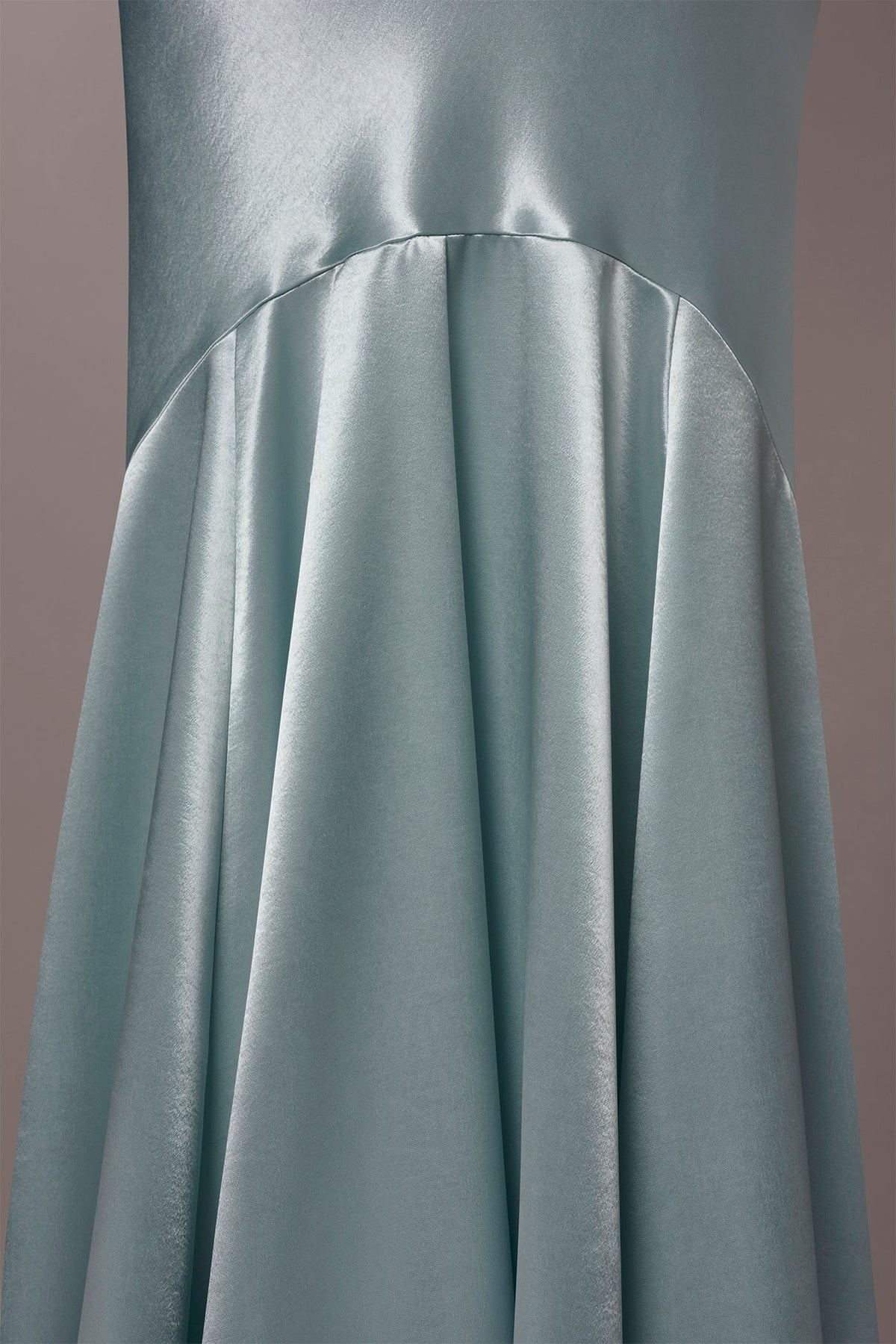 SLEEVELESS COWL-NECK GOWN