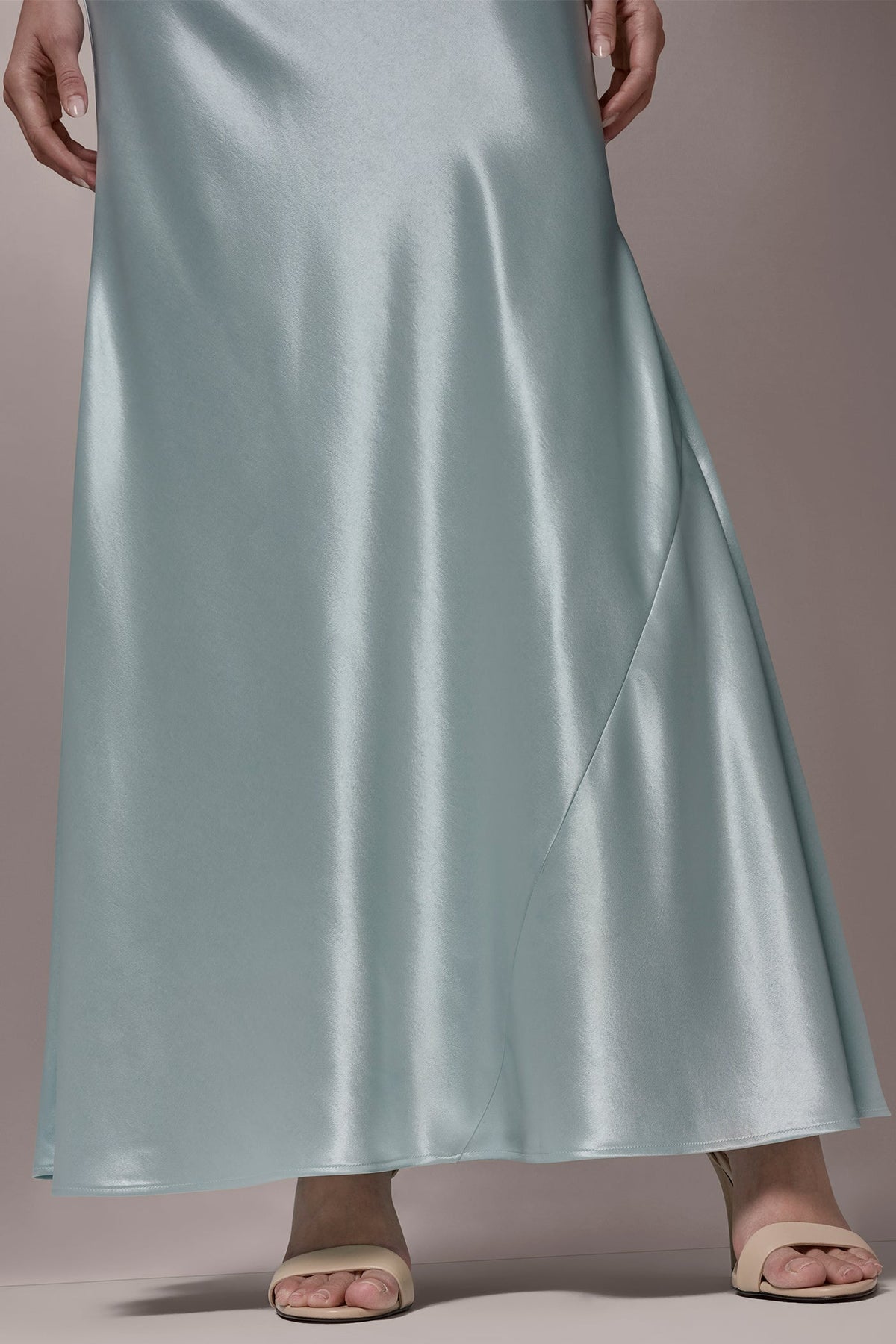SLEEVELESS COWL-NECK GOWN