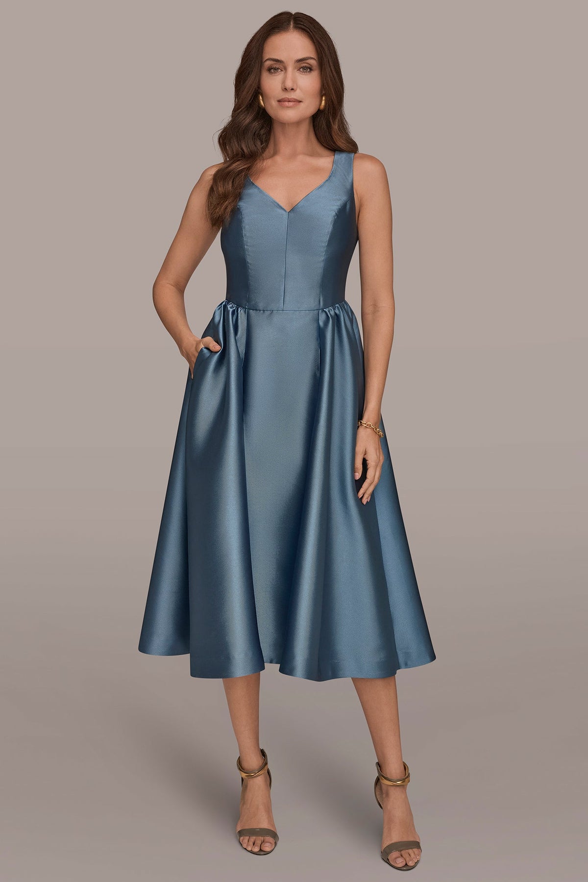 MIKADO SLEEVELESS FLORAL MIDI GOWN