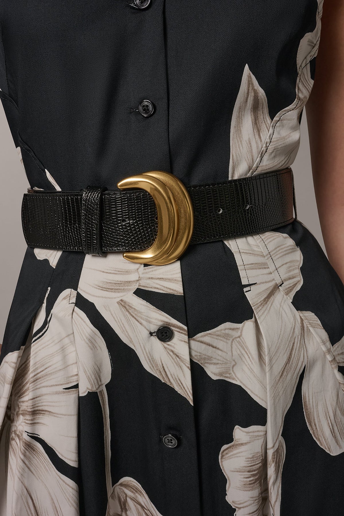 SLEEVELESS MIDI HALTER SHIRT DRESS