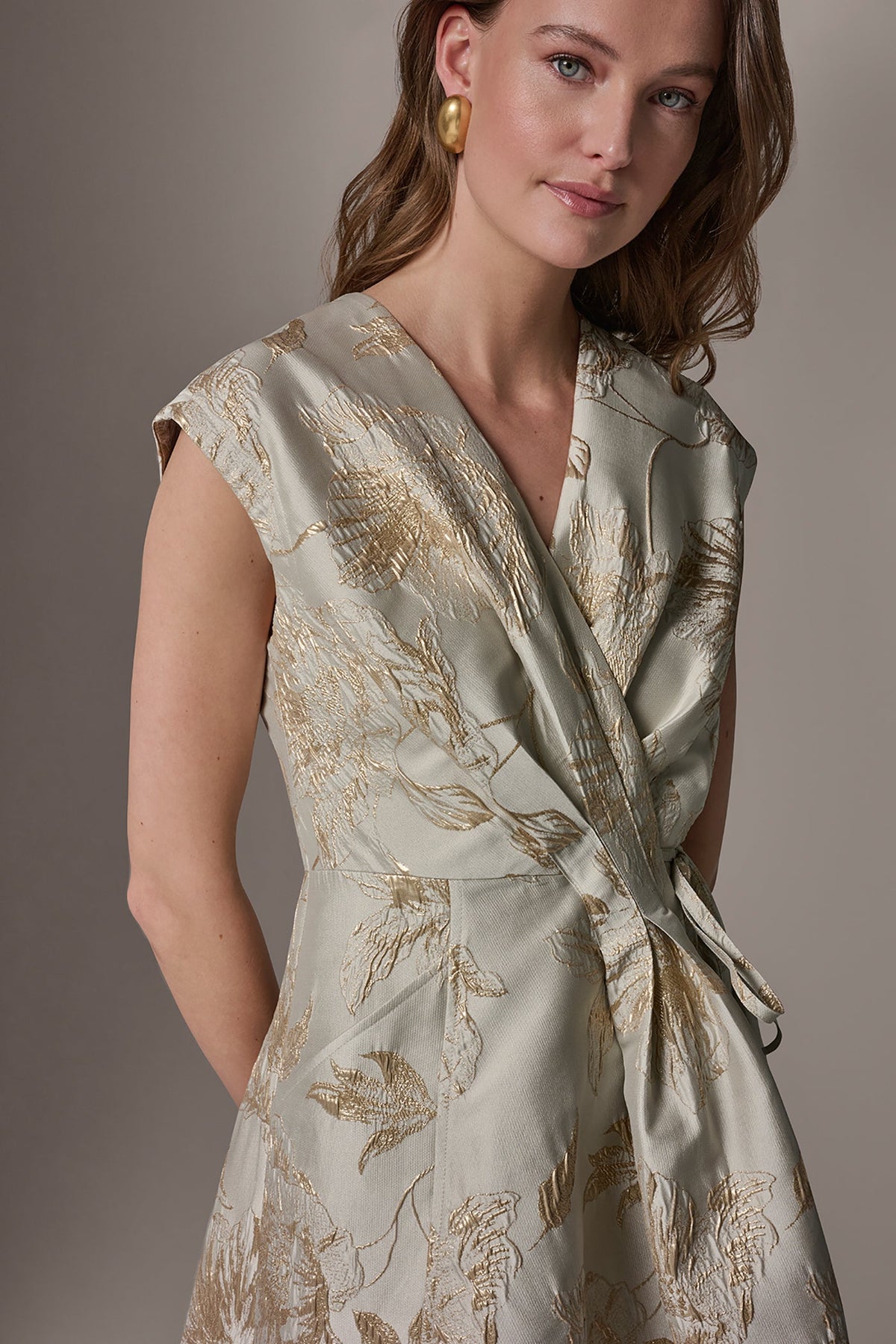 FLORAL-JACQUARD MIDI WRAP DRESS
