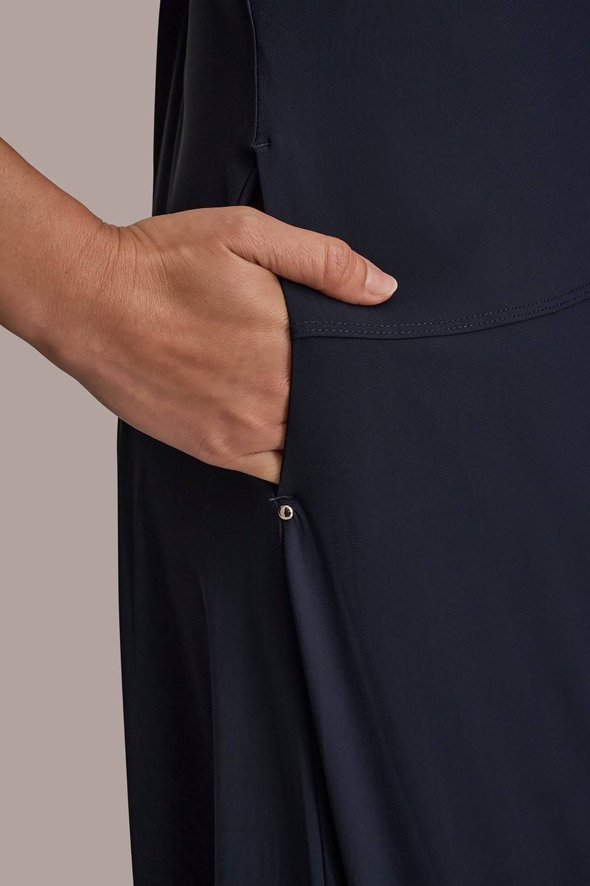 THE MODERN TRAVEL ELBOW SLEEVE MIDI POLO DRESS