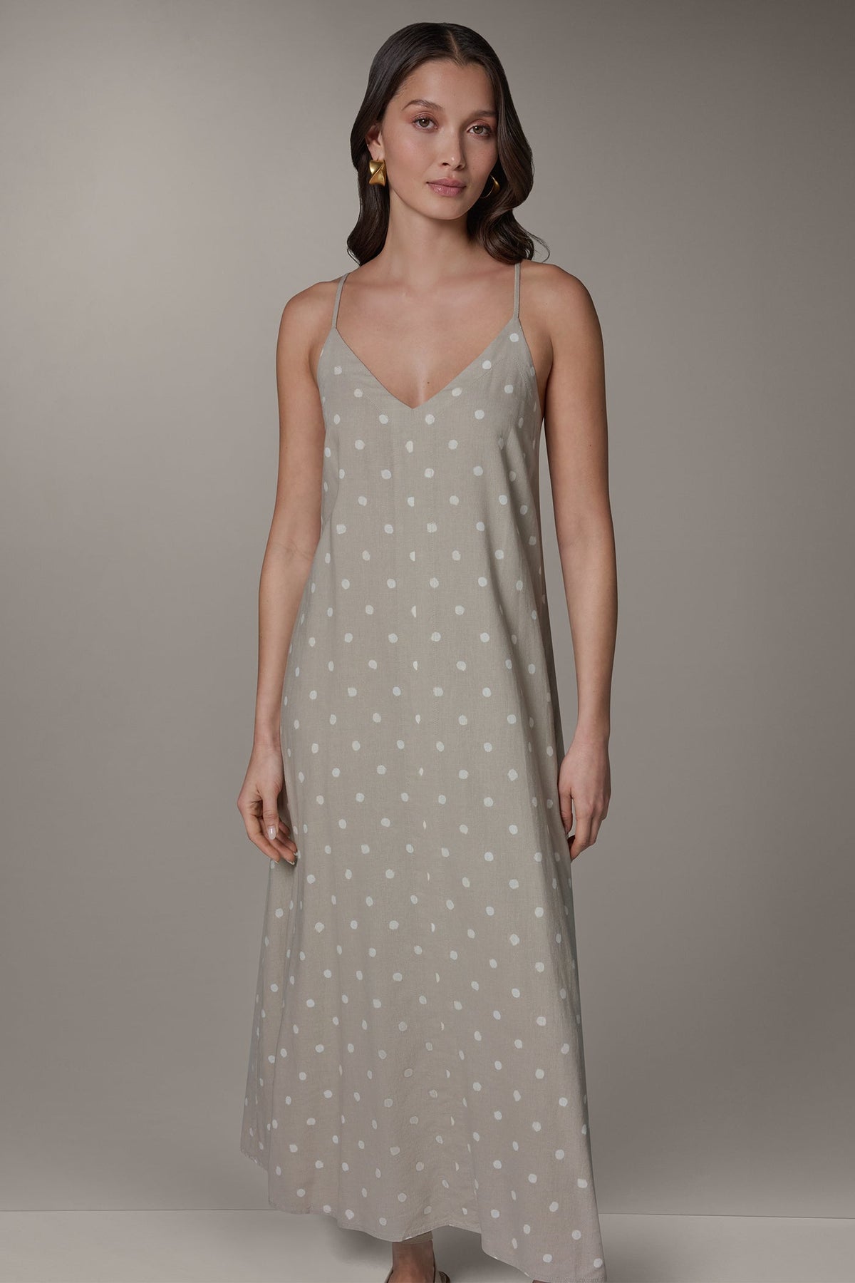 SLEEVELESS MAXI CUTOUT DRESS