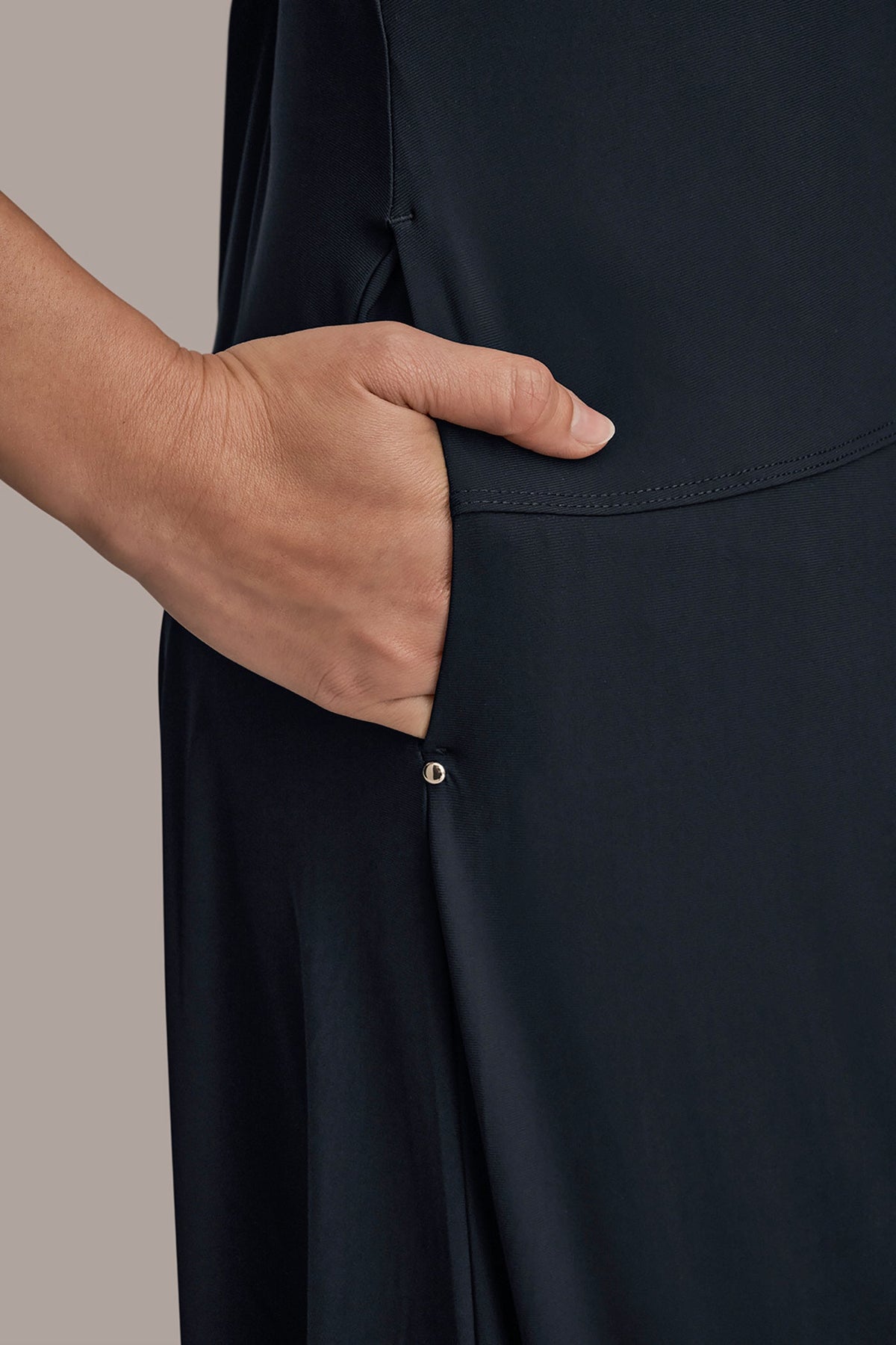 THE MODERN TRAVEL ELBOW SLEEVE MIDI POLO DRESS