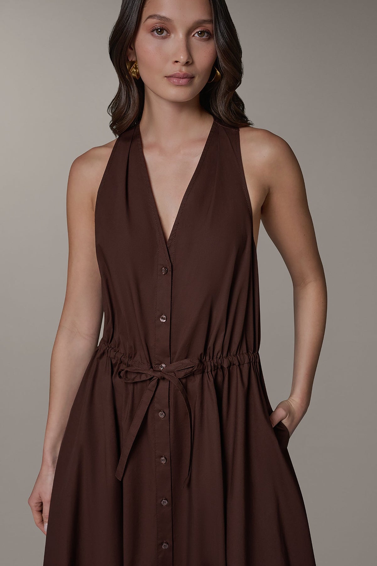 SLEEVELESS MIDI HALTER DRESS