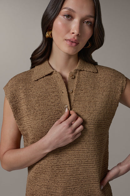 SLEEVELESS POLO SWEATER