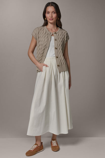 SLEEVELESS CABLE KNIT VEST