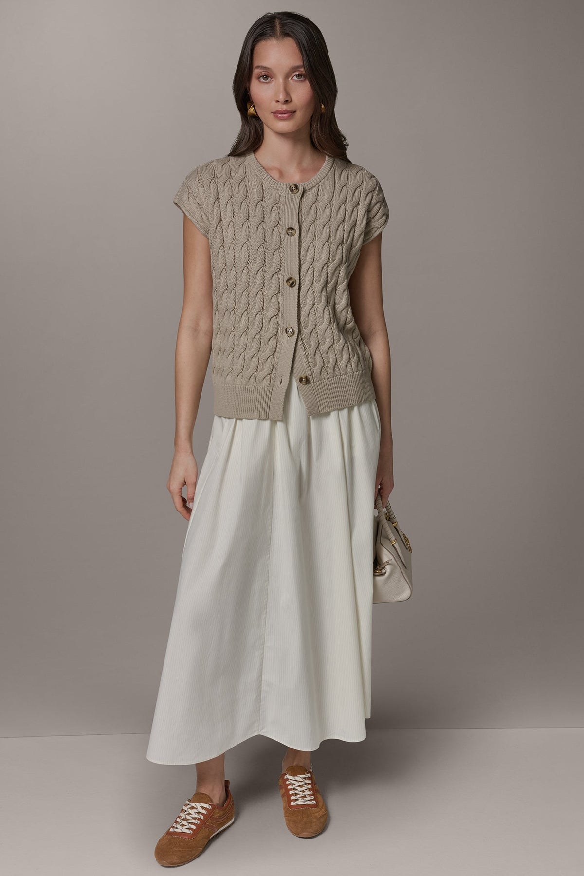 SLEEVELESS CABLE KNIT VEST