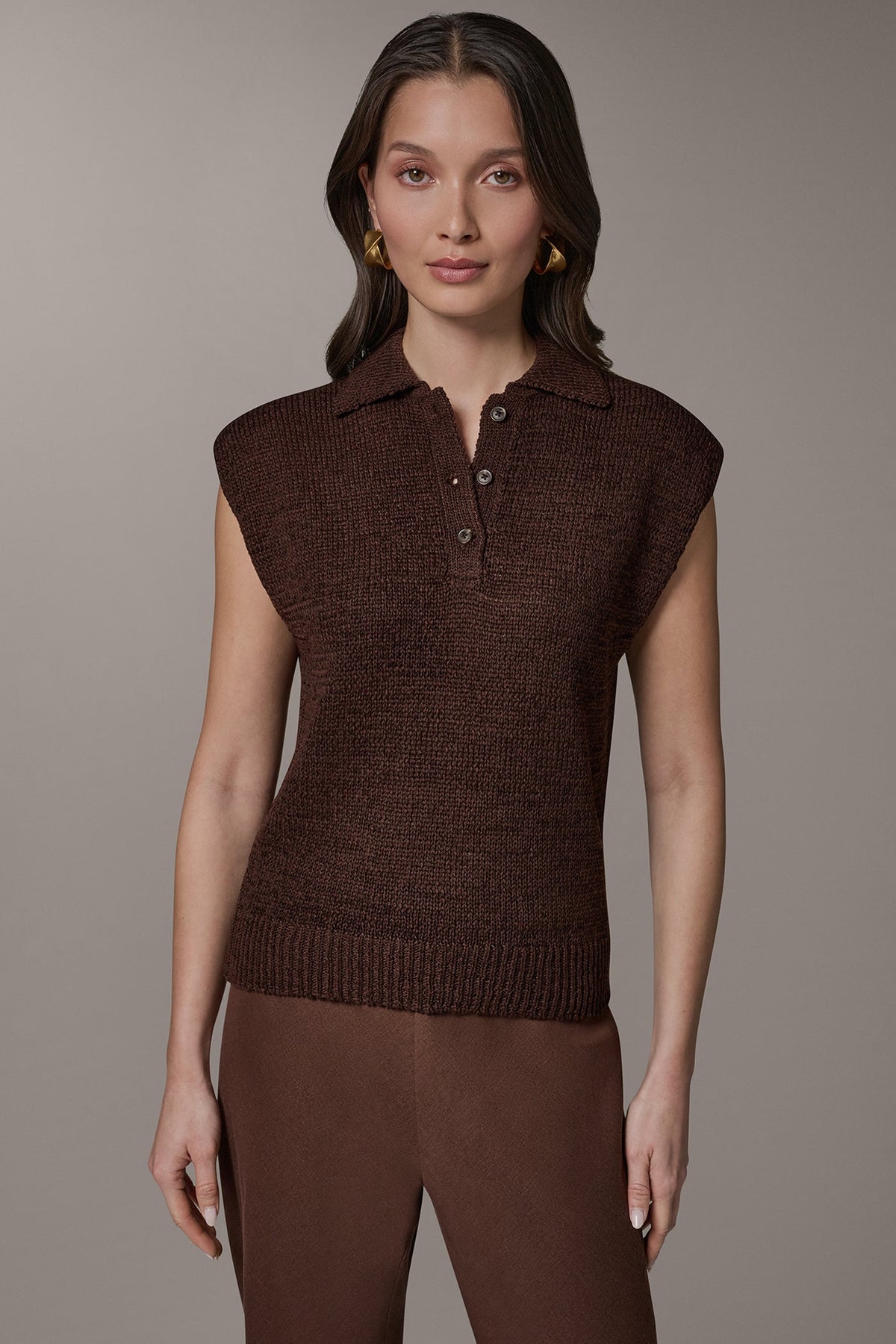 SLEEVELESS POLO SWEATER