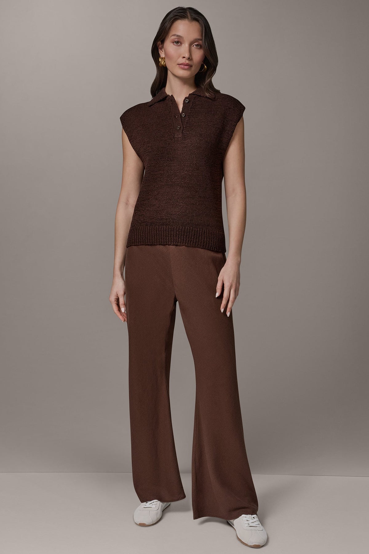 SLEEVELESS POLO SWEATER