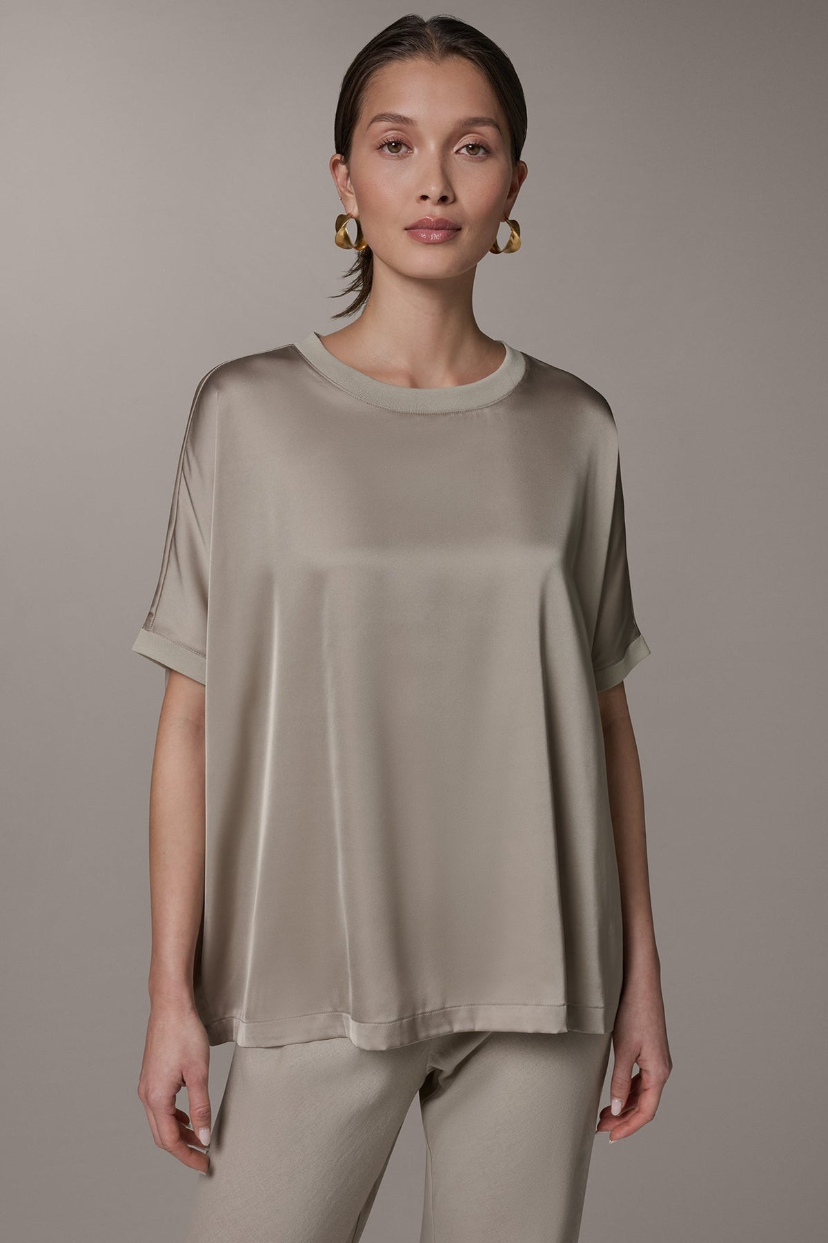 DOLMAN SLEEVE BLOUSE