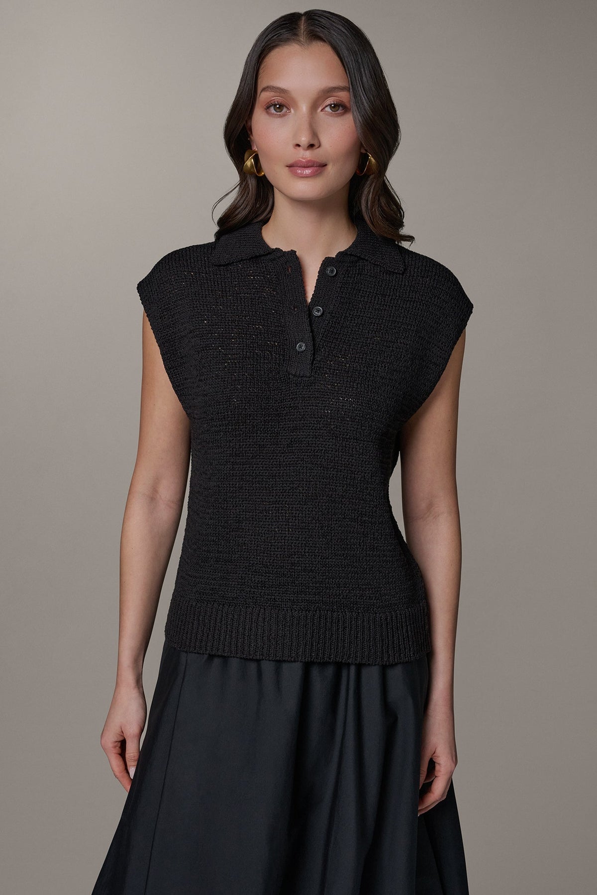 SLEEVELESS POLO SWEATER