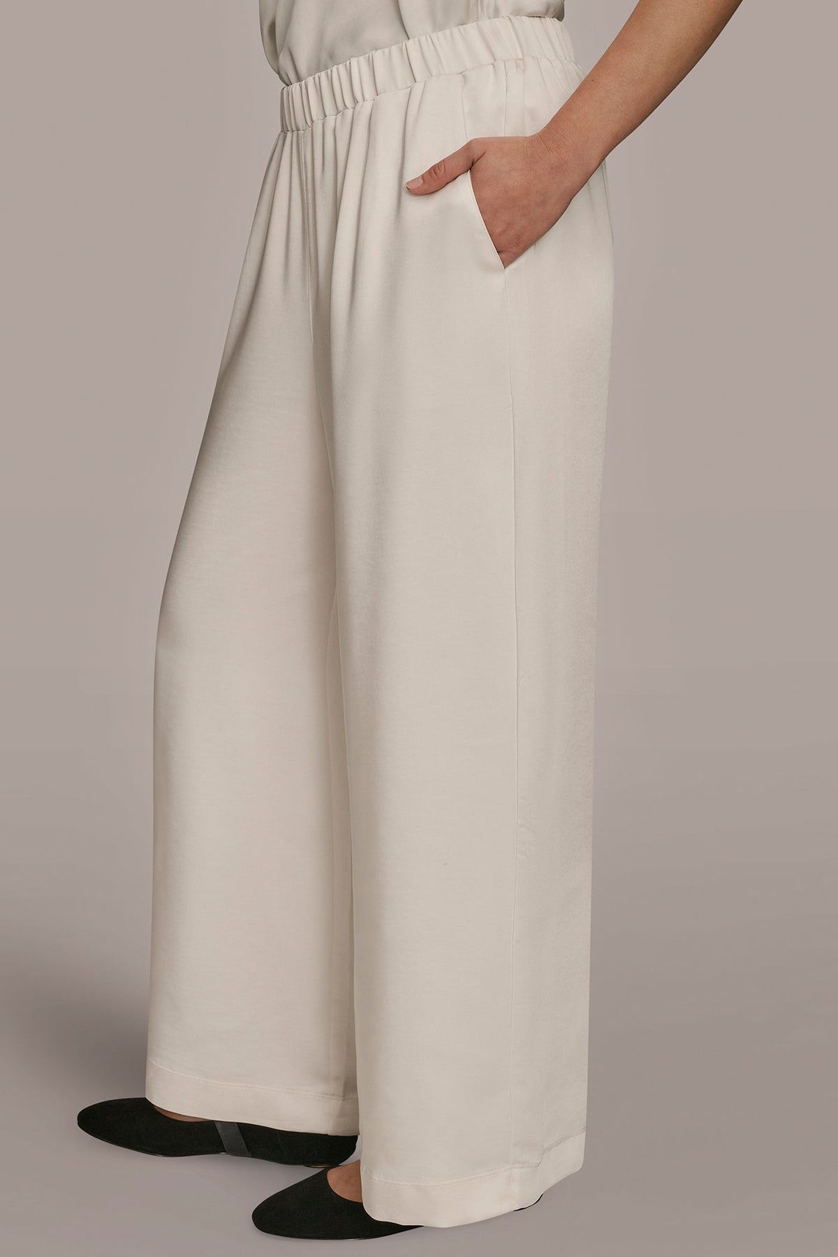 SATIN MID-RISE RELAXED PANT