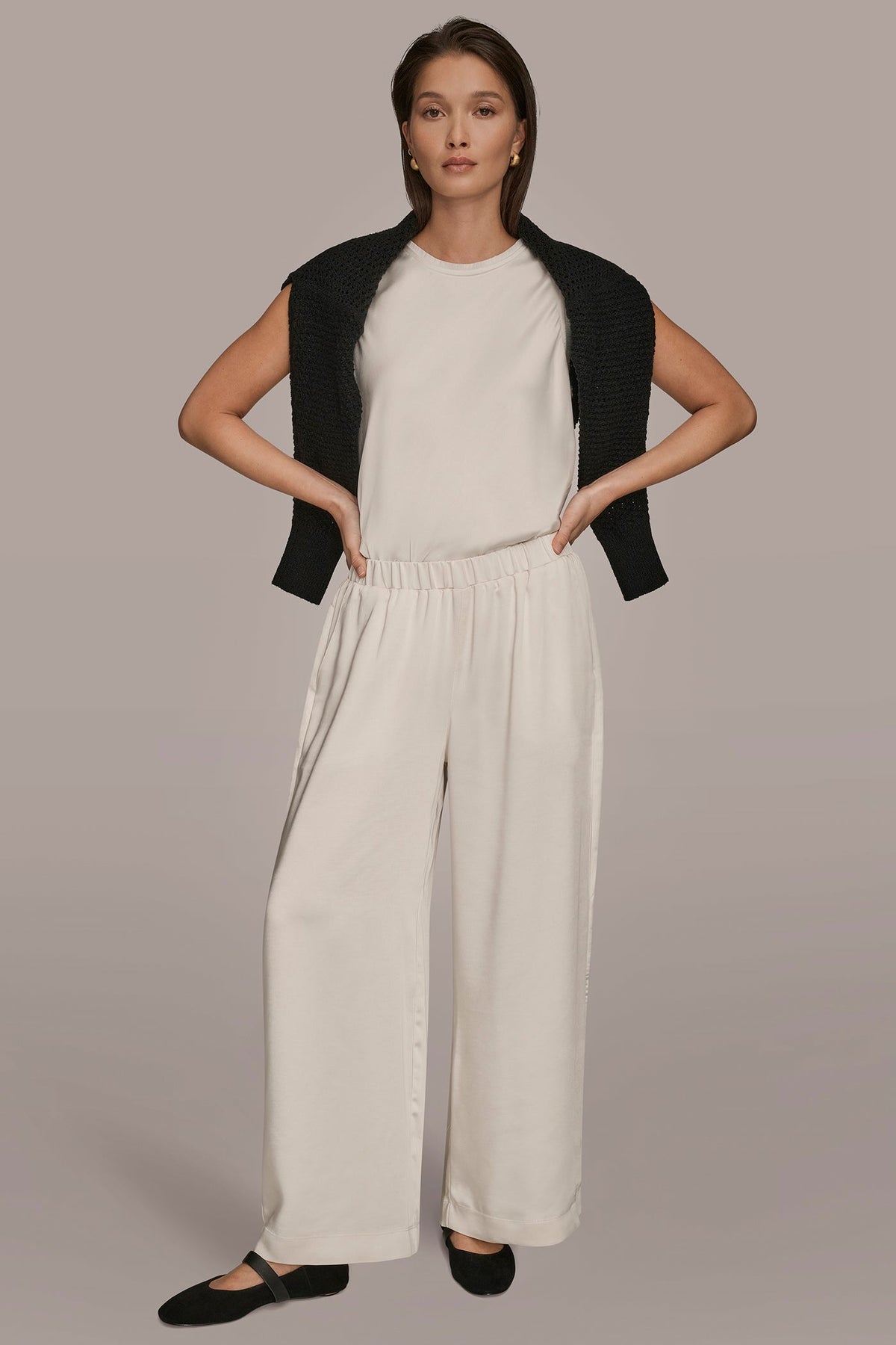 SATIN MID-RISE RELAXED PANT