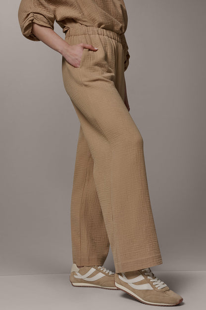 MID-RISE STRAIGHT-LEG PANT