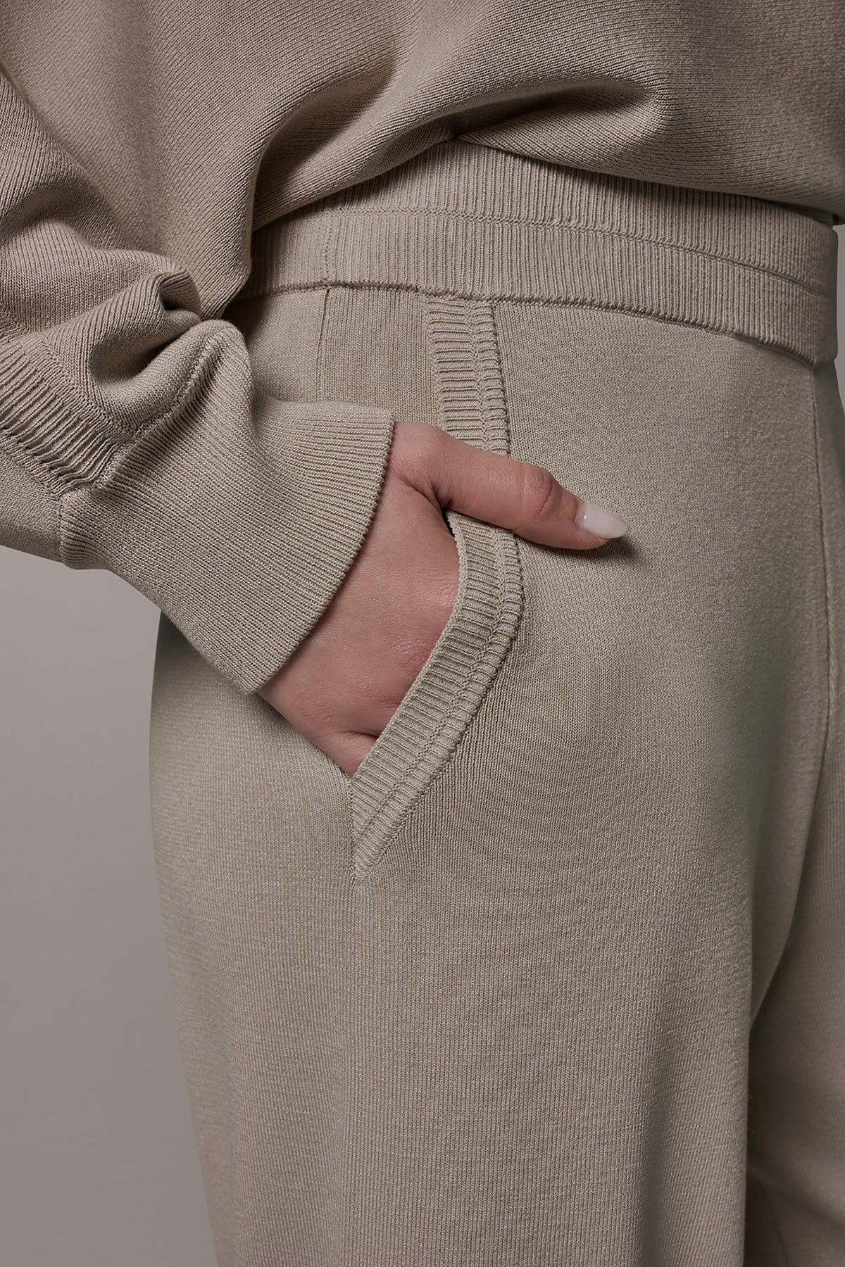 PULL ON PANT