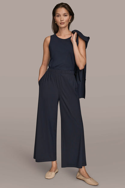THE MODERN TRAVEL MID-RISE RELAXED ANKLE PANT