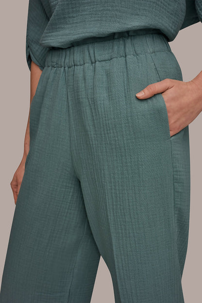 MID-RISE STRAIGHT-LEG PANT