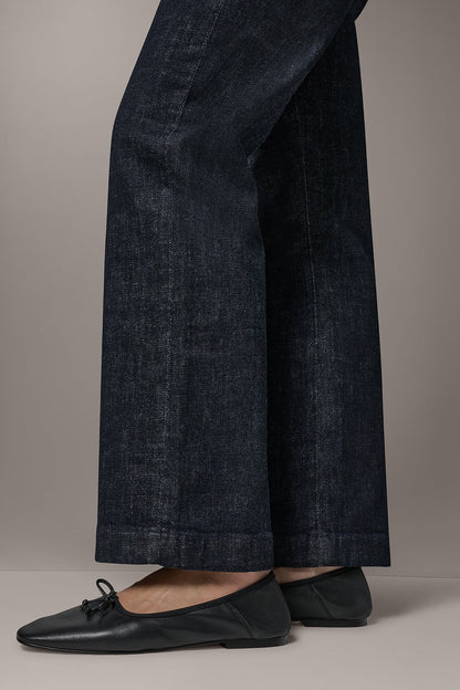 THE DONNA MID-RISE TROUSER JEAN