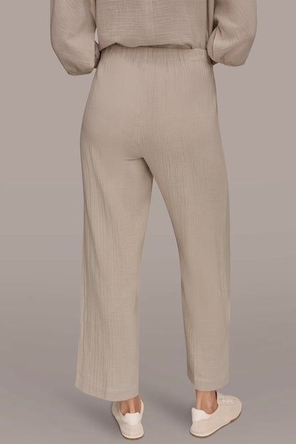 MID-RISE STRAIGHT-LEG PANT