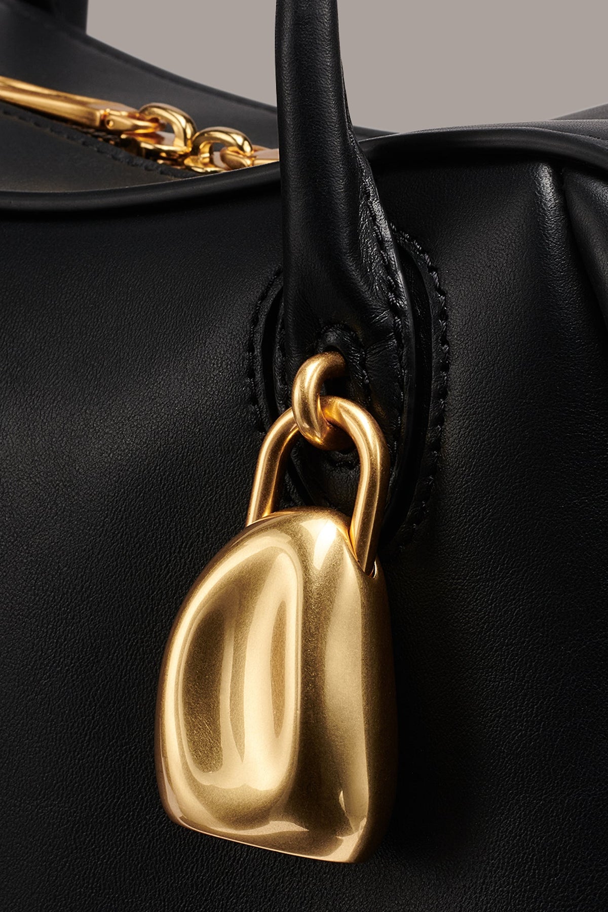 TERRY LARGE SHOULDER