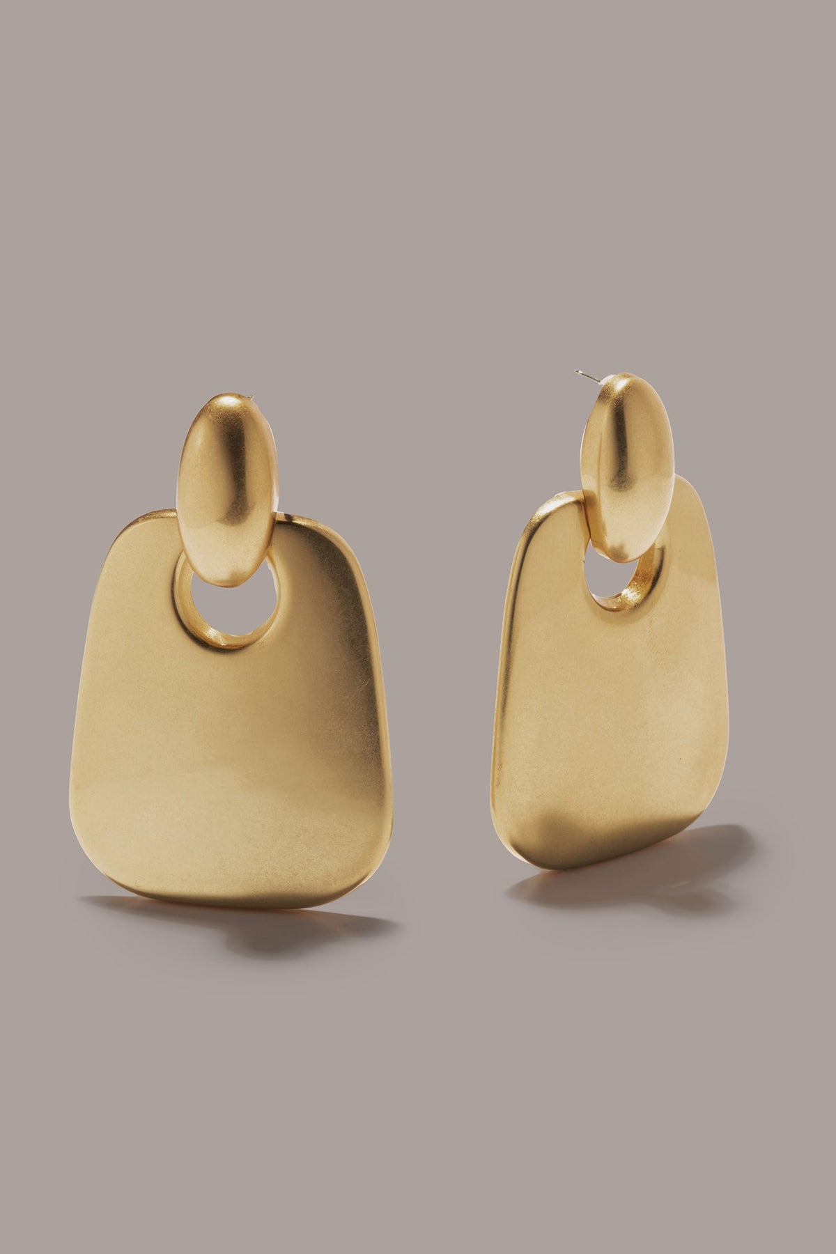 OVERSIZED DOOR KNOCKER WORN GOLD EARRING