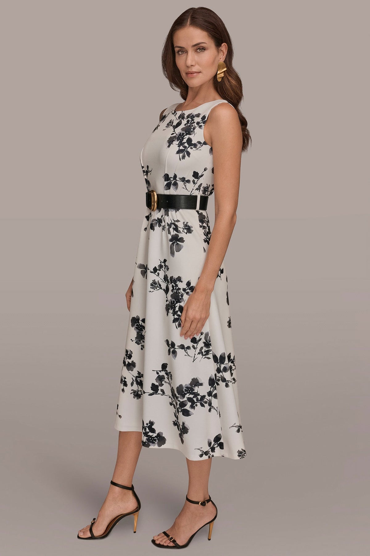 SLEEVELESS FLORAL A-LINE DRESS