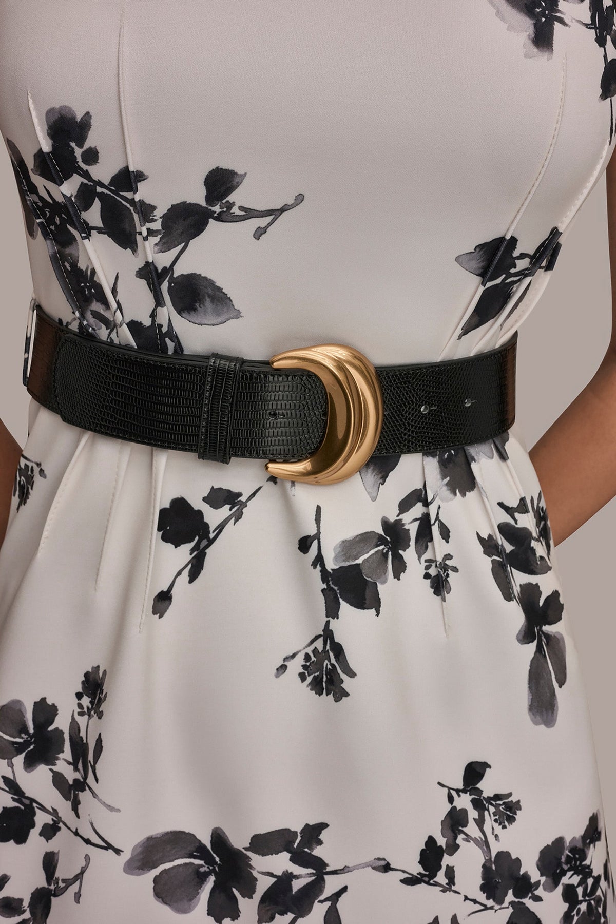 SLEEVELESS FLORAL A-LINE DRESS