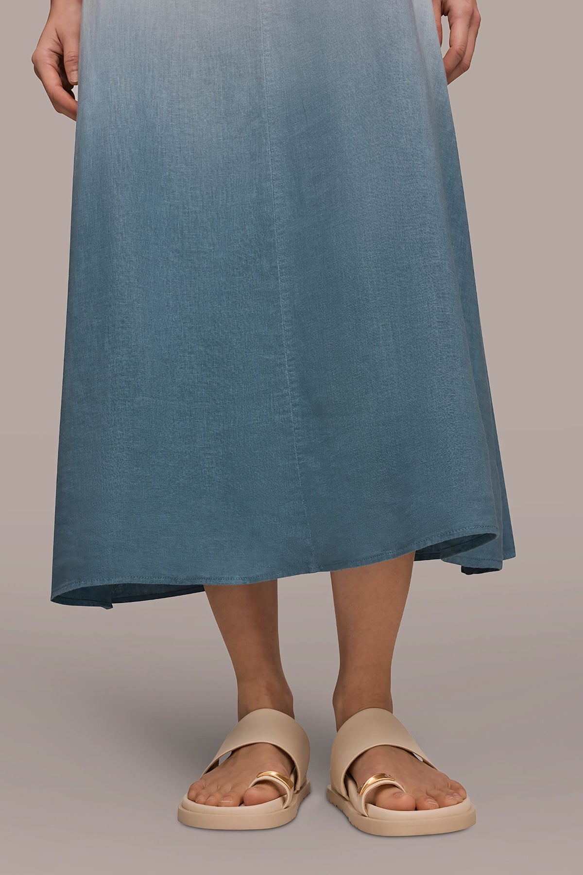 LINEN-BLEND SLEEVELESS OMBRÉ TWIST-BACK MIDI HALTER DRESS