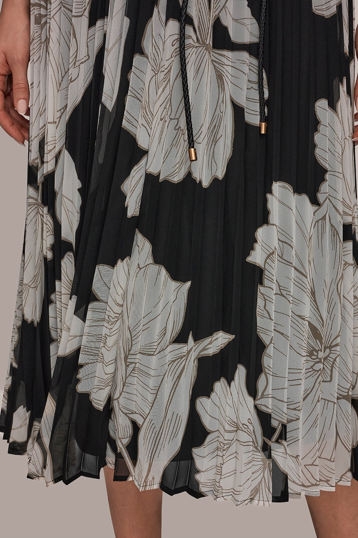CHIFFON FLORAL MIDI A-LINE DRESS