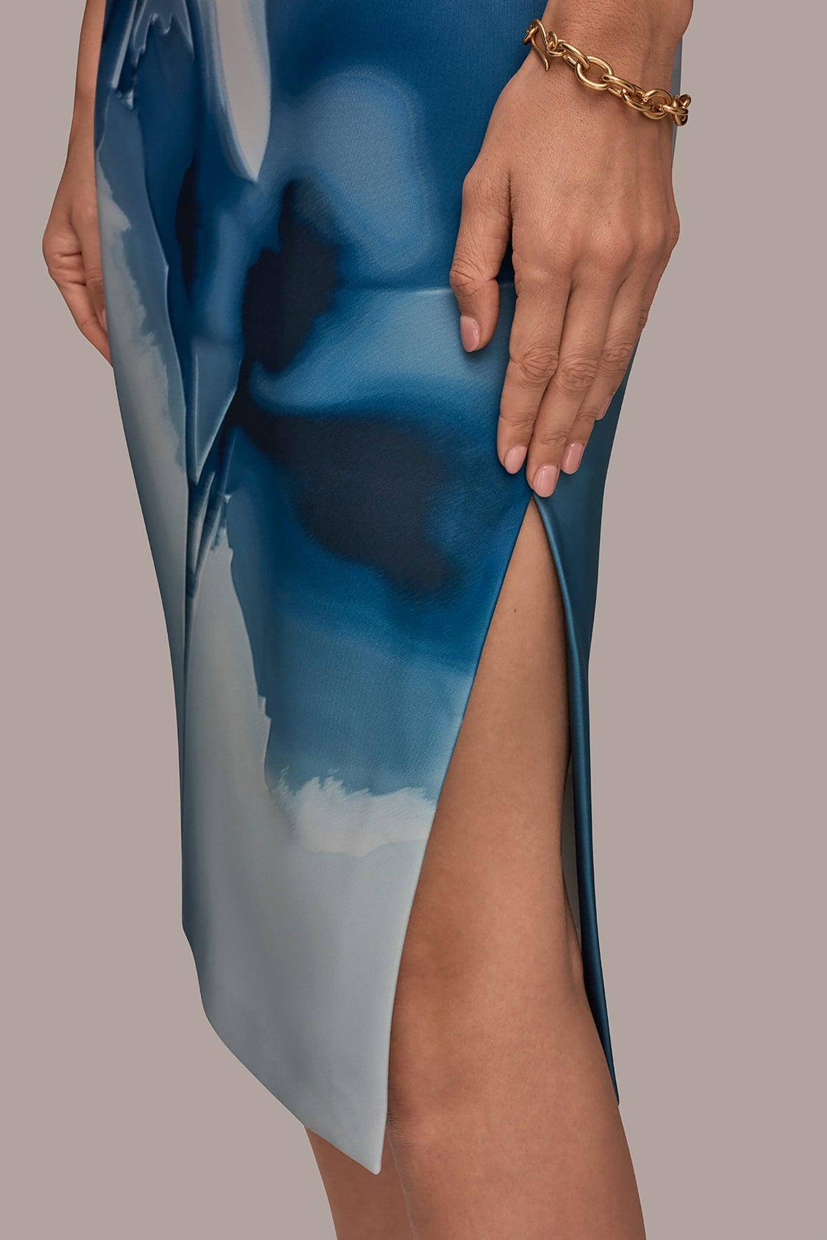 FLORAL ONE-SHOULDER SHEATH DRESS