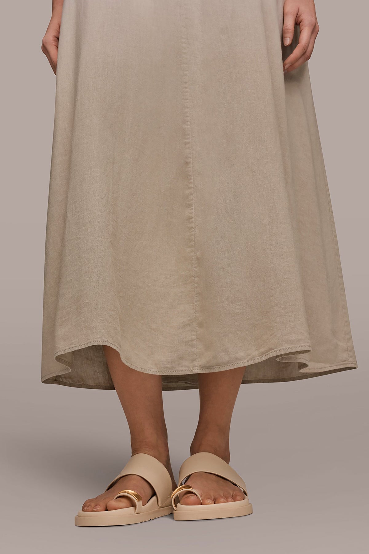LINEN-BLEND SLEEVELESS OMBRÉ TWIST-BACK MIDI HALTER DRESS