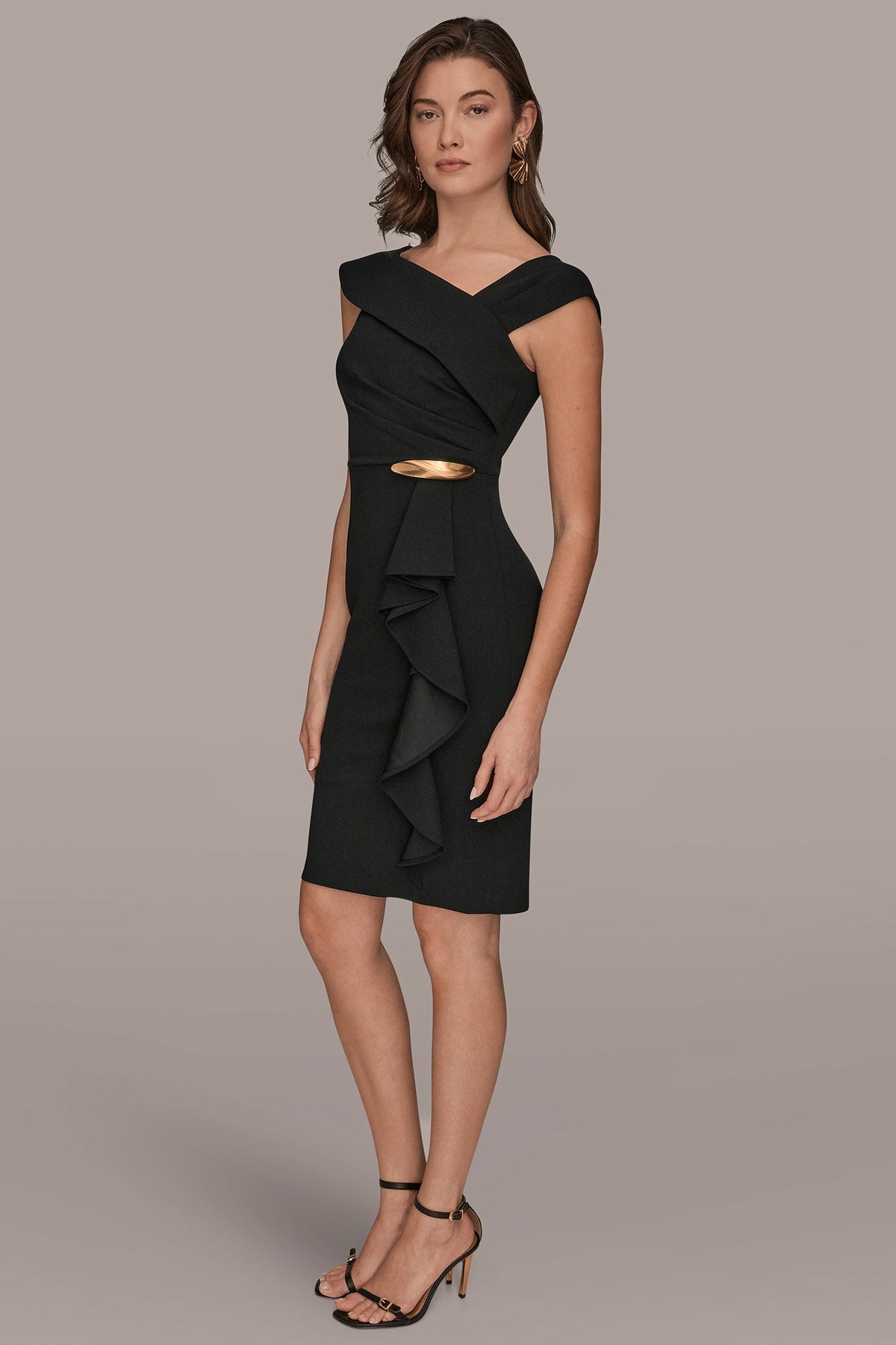 SHORT SLEEVE ASYMMETRIC RUFFLE SHEATH DRESS
