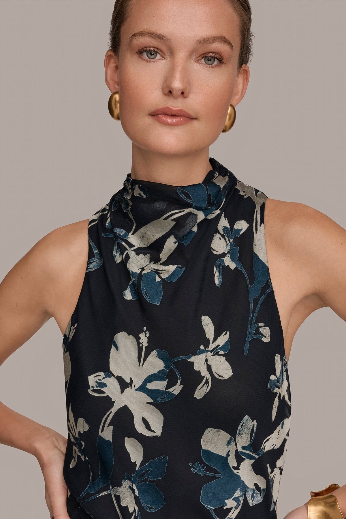 BURNOUT HIGH-NECK DRESS