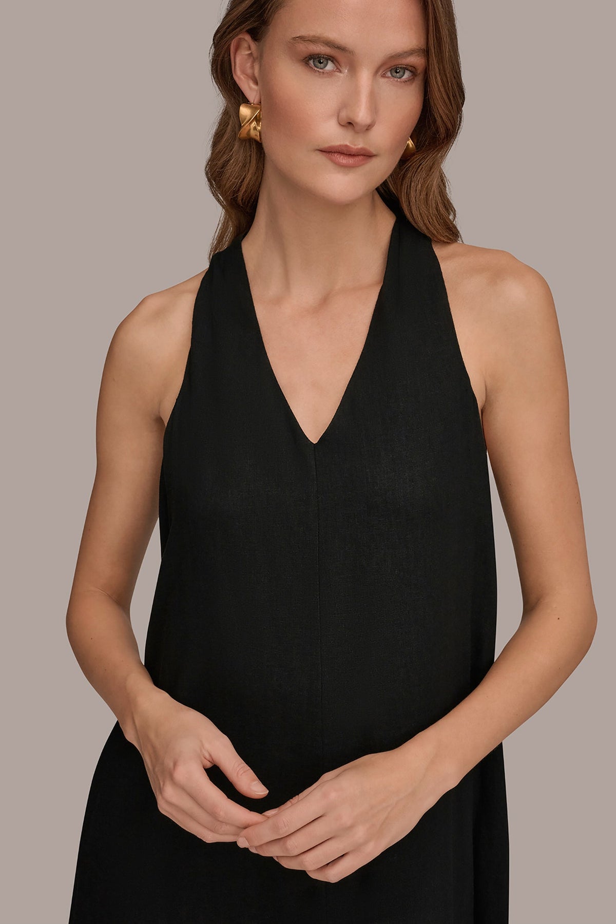 LINEN-BLEND SLEEVELESS TWIST-BACK MIDI HALTER DRESS