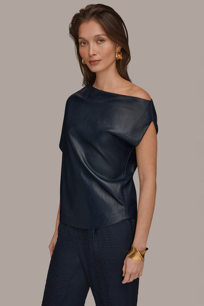 ASYMMETRIC ANGLE HEM TOP