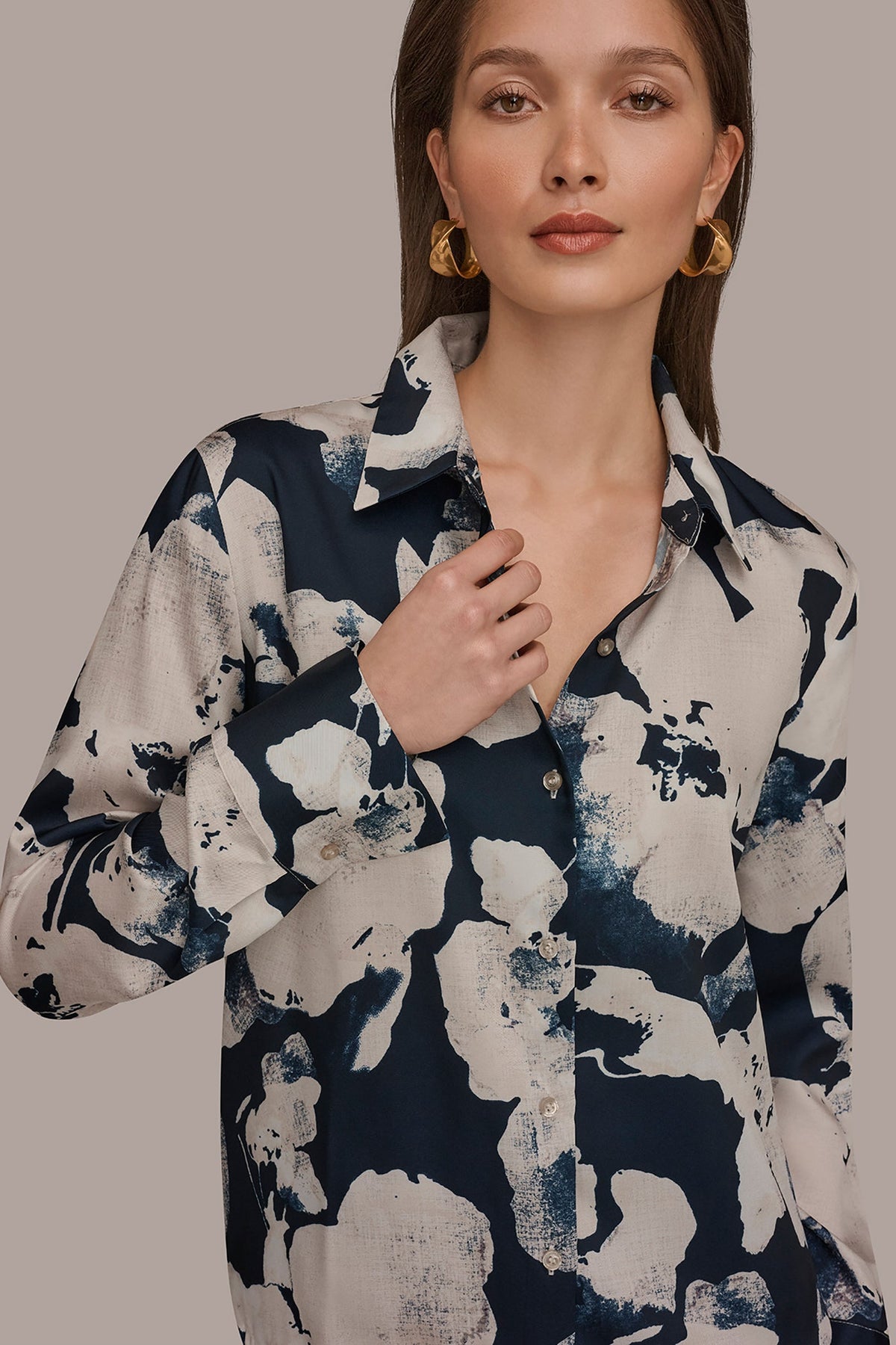 DRAWSTRING HEM BLOUSE