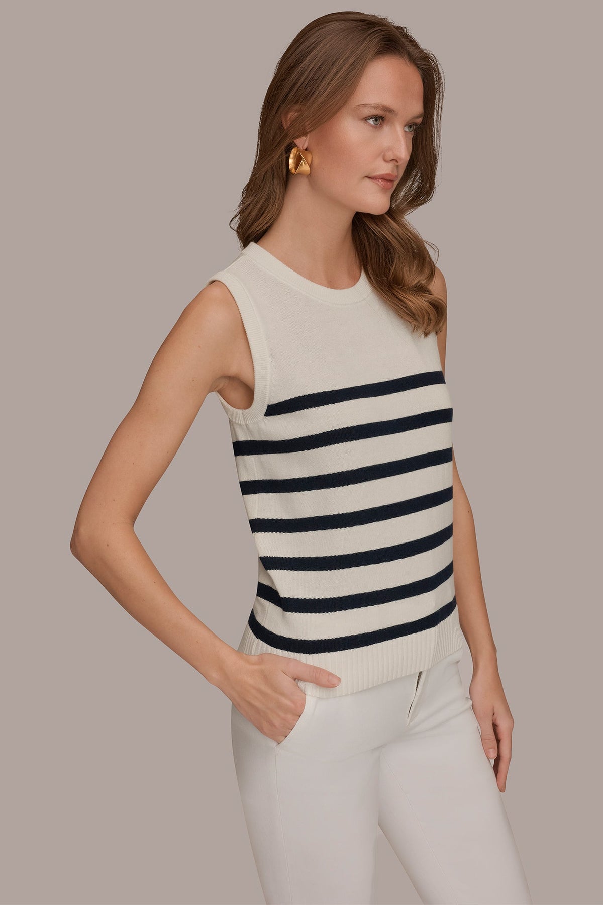 COTTON AND CASHMERE SLEEVELESS STRIPED SWEATER