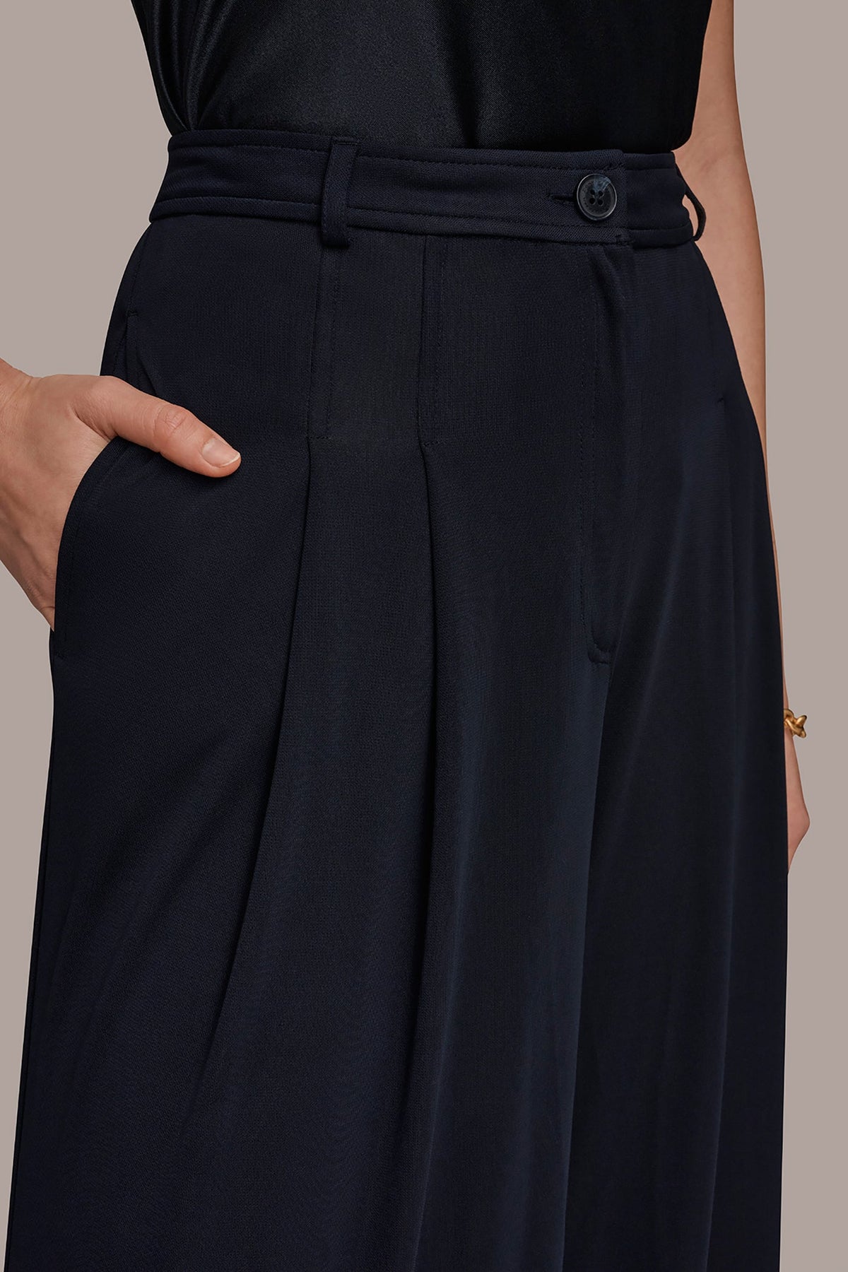 PLEATED KNIT PANT